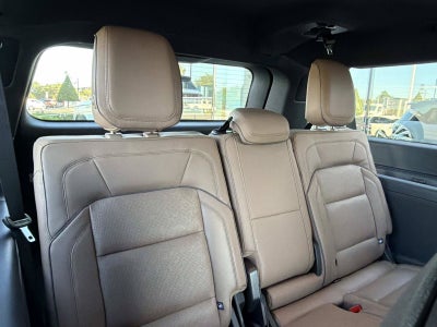 2027 Lincoln Navigator L Black Label