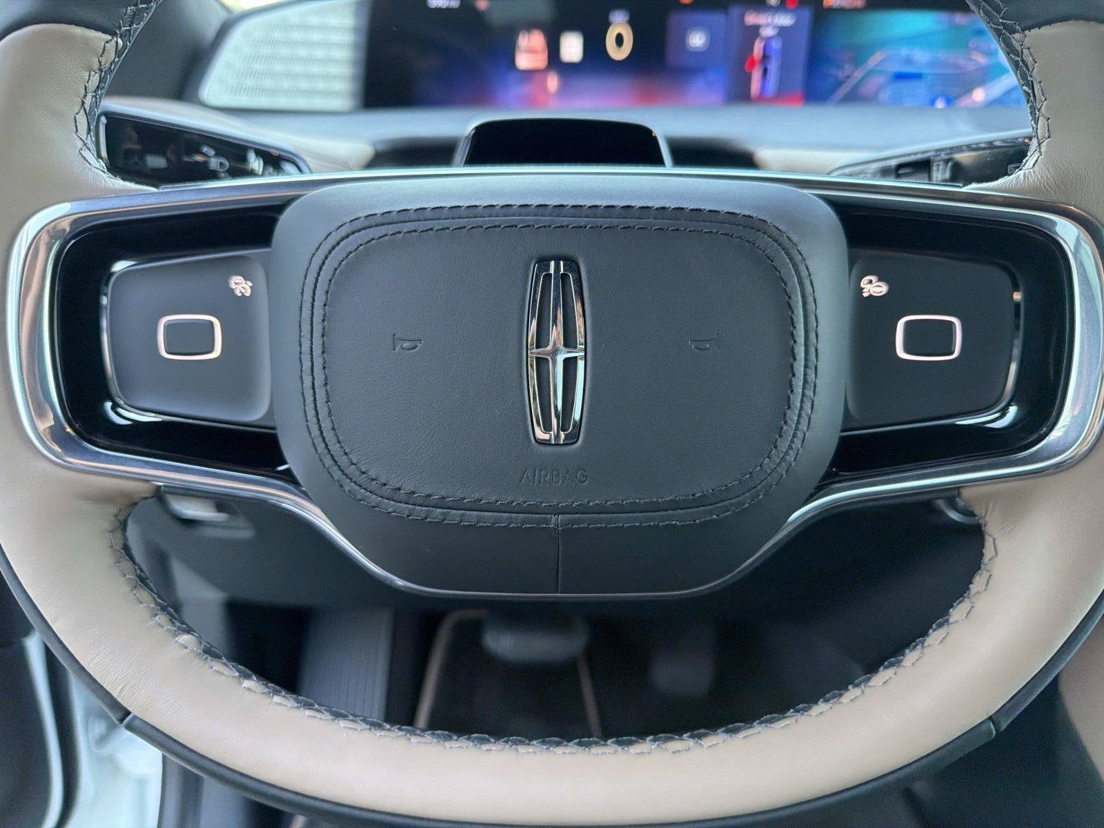 2027 Lincoln Navigator L Black Label