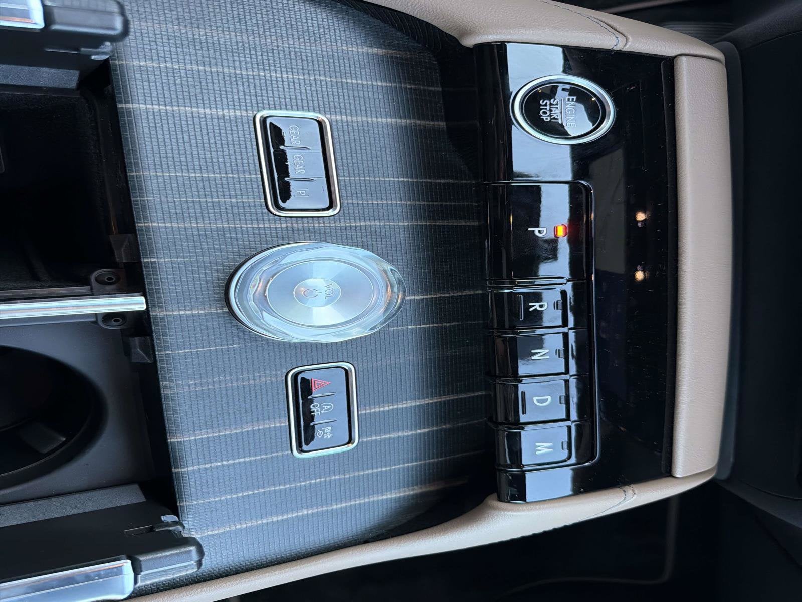 2027 Lincoln Navigator L Black Label