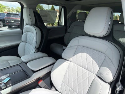 2026 Lincoln Navigator L Black Label