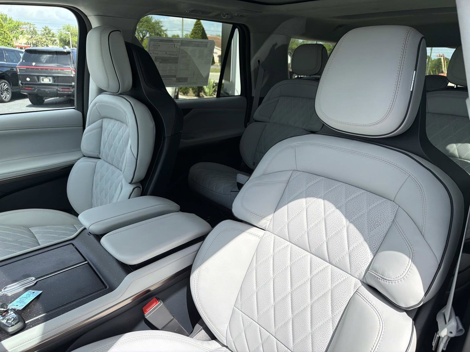 2026 Lincoln Navigator L Black Label