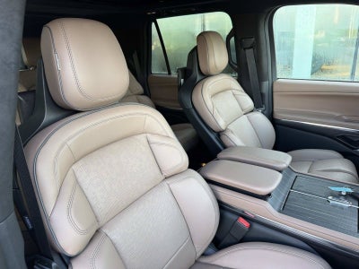 2027 Lincoln Navigator L Black Label