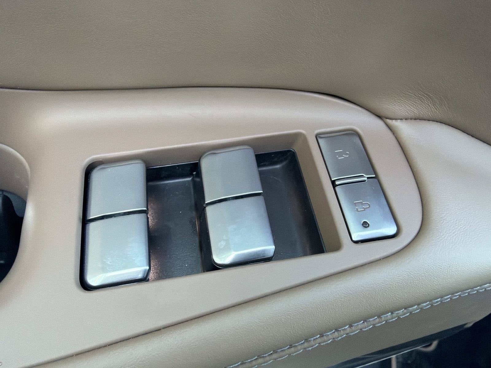 2027 Lincoln Navigator L Black Label