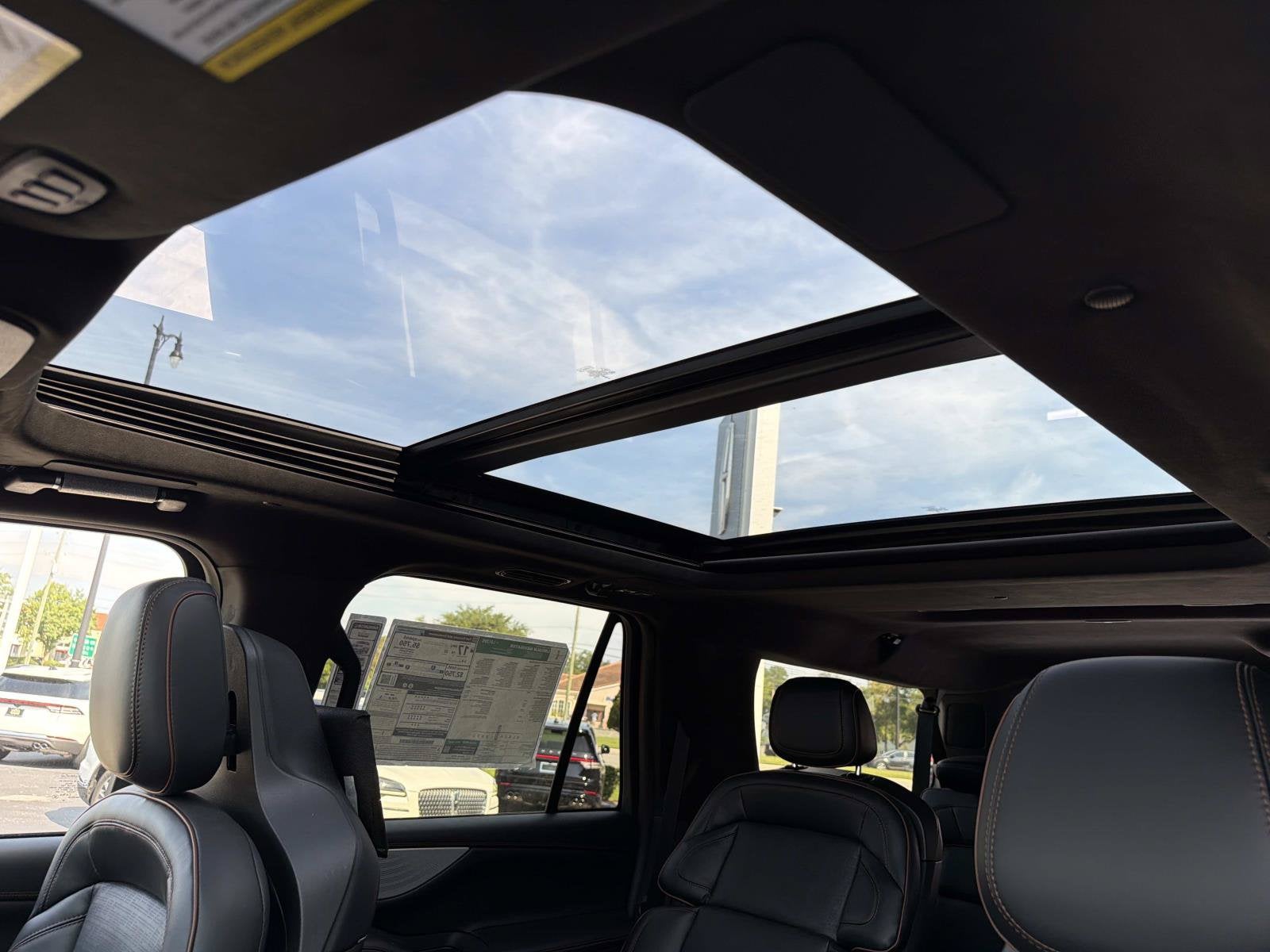 2027 Lincoln Navigator L Black Label