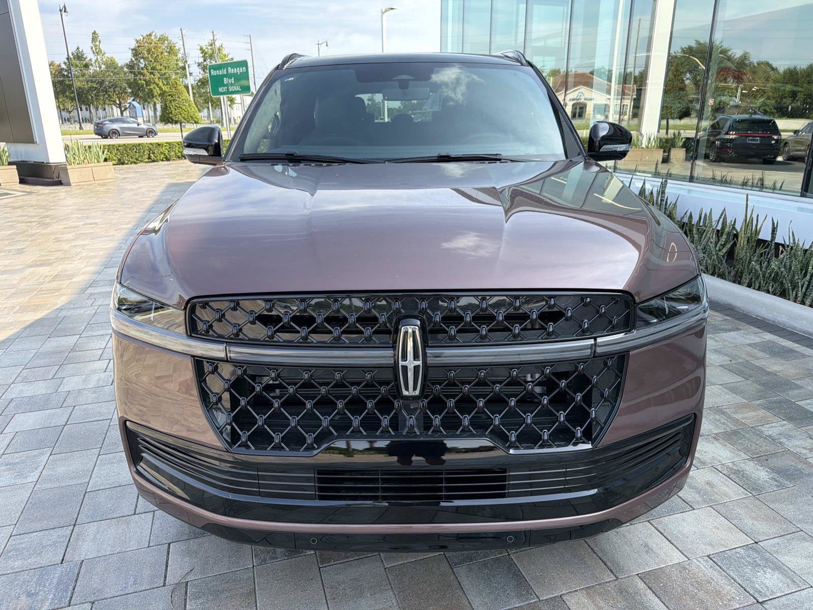 2027 Lincoln Navigator L Black Label