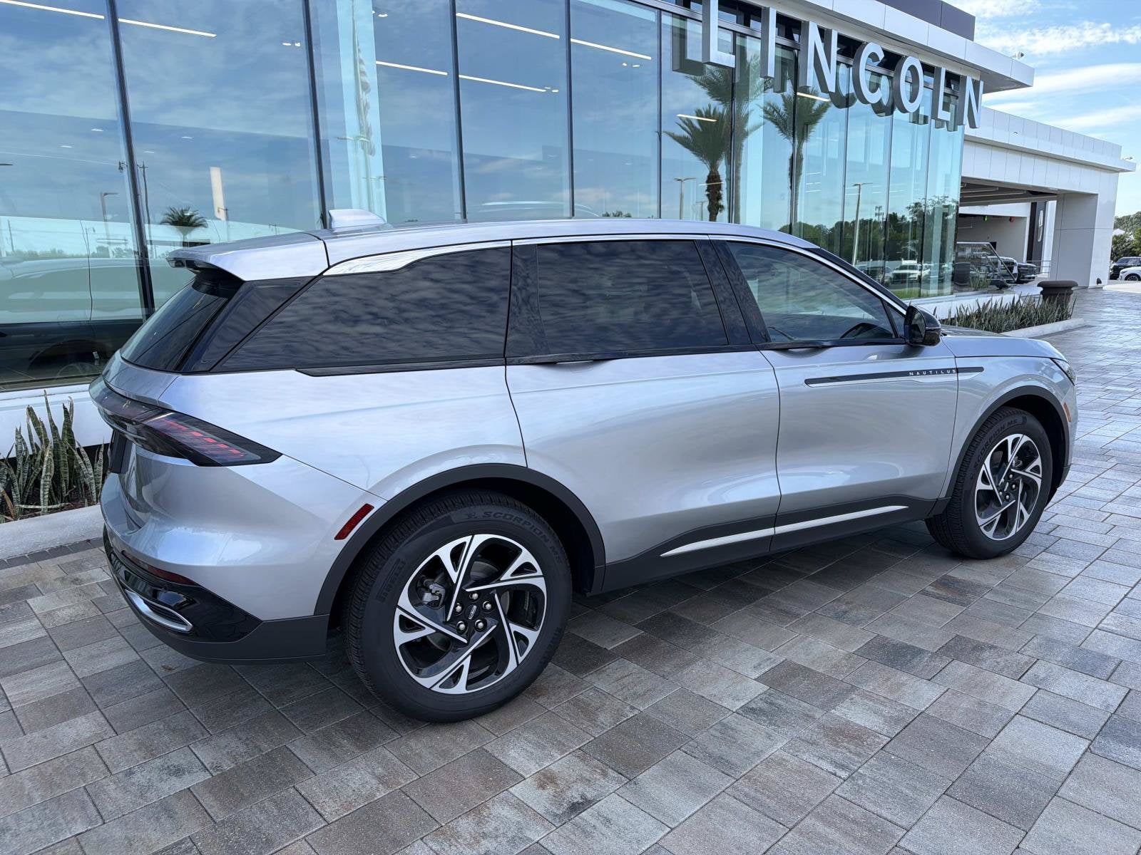 2025 Lincoln Nautilus Premiere