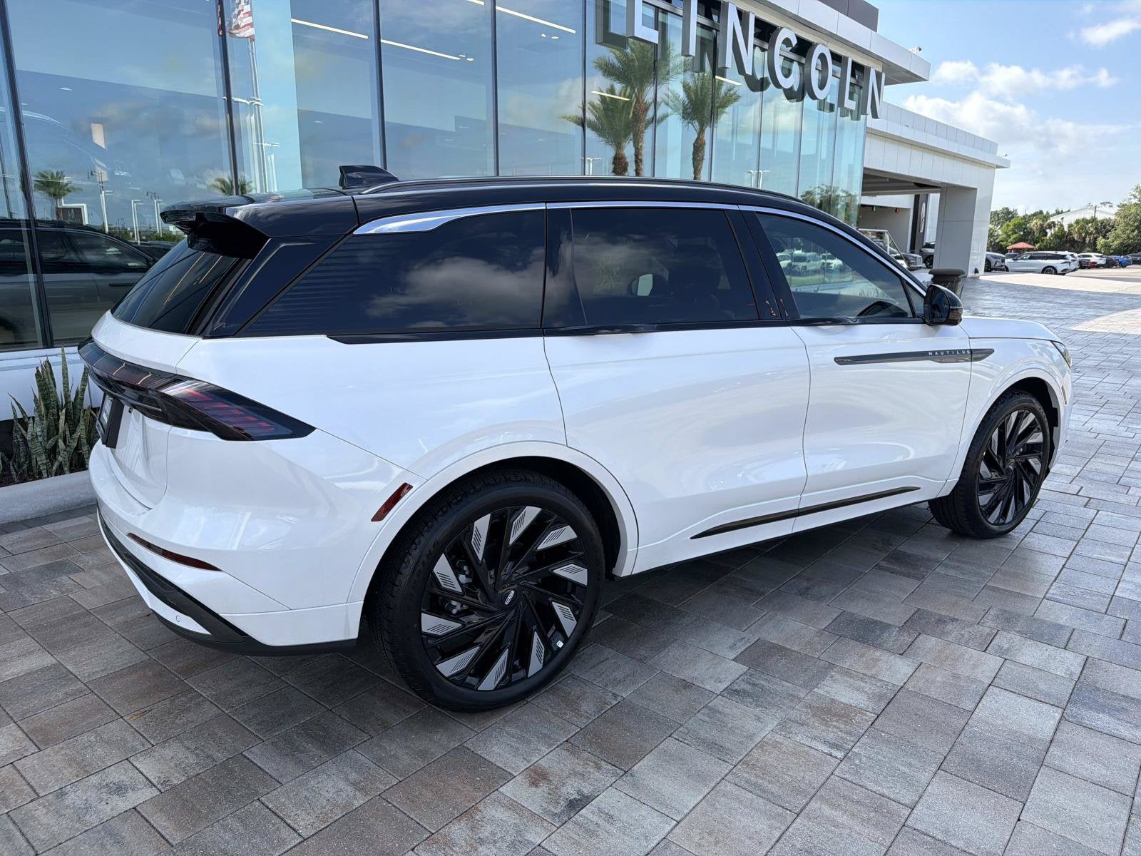 2026 Lincoln Nautilus Black Label