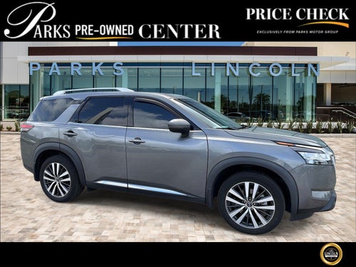 2022 Nissan Pathfinder Platinum