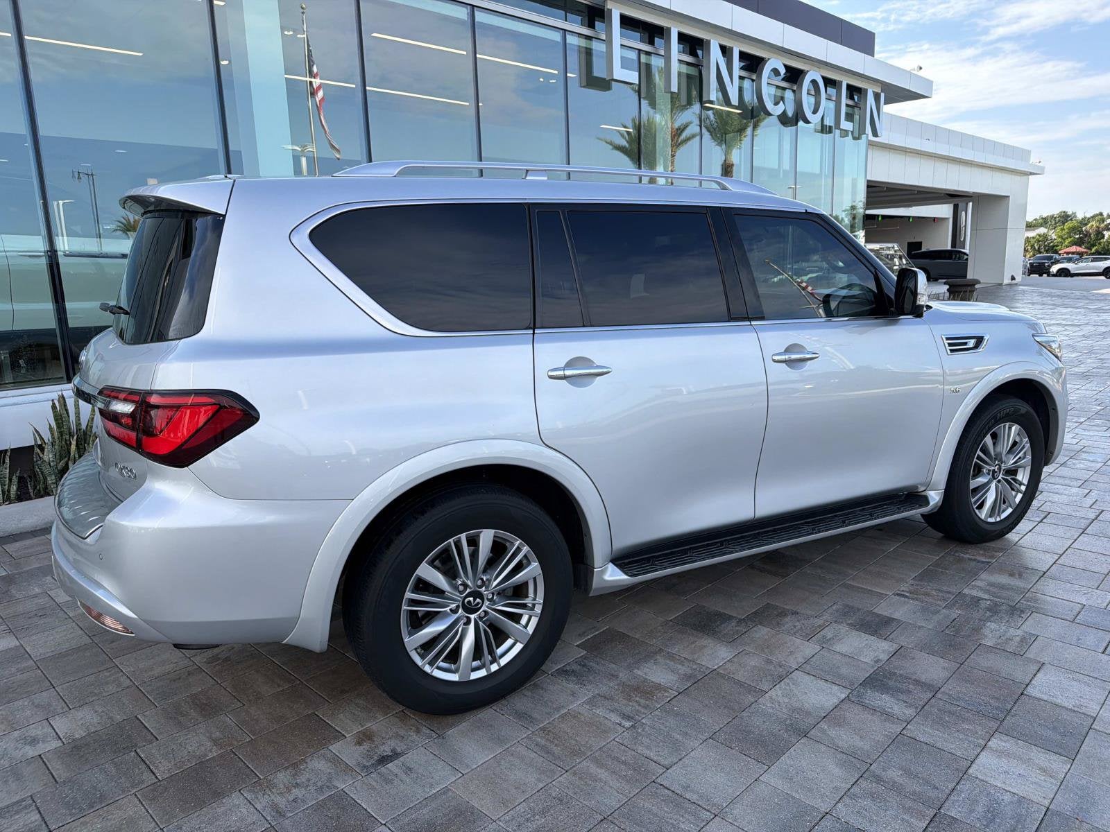 2020 INFINITI QX80 LUXE