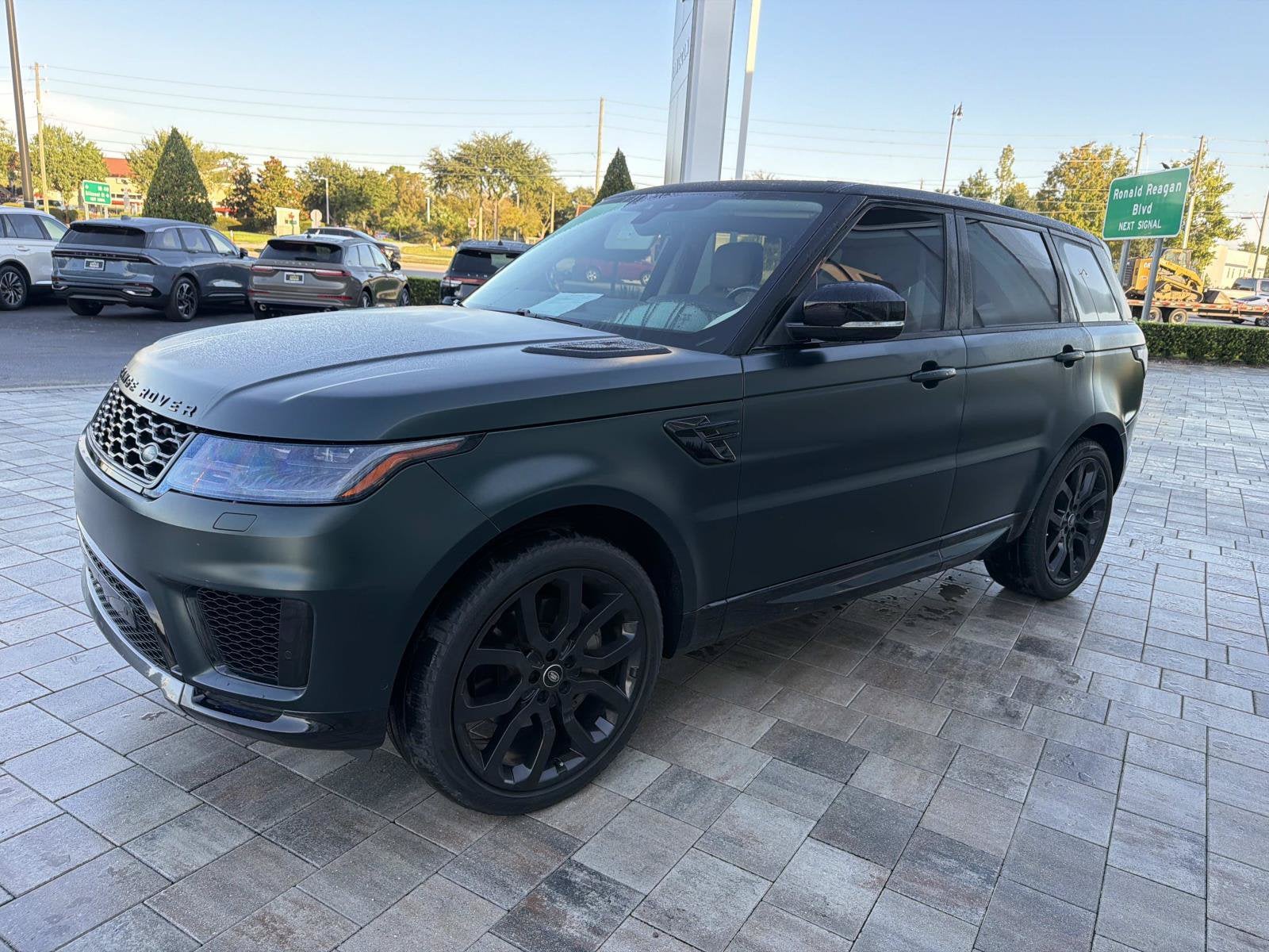 2022 Land Rover Range Rover Sport HSE Silver Edition