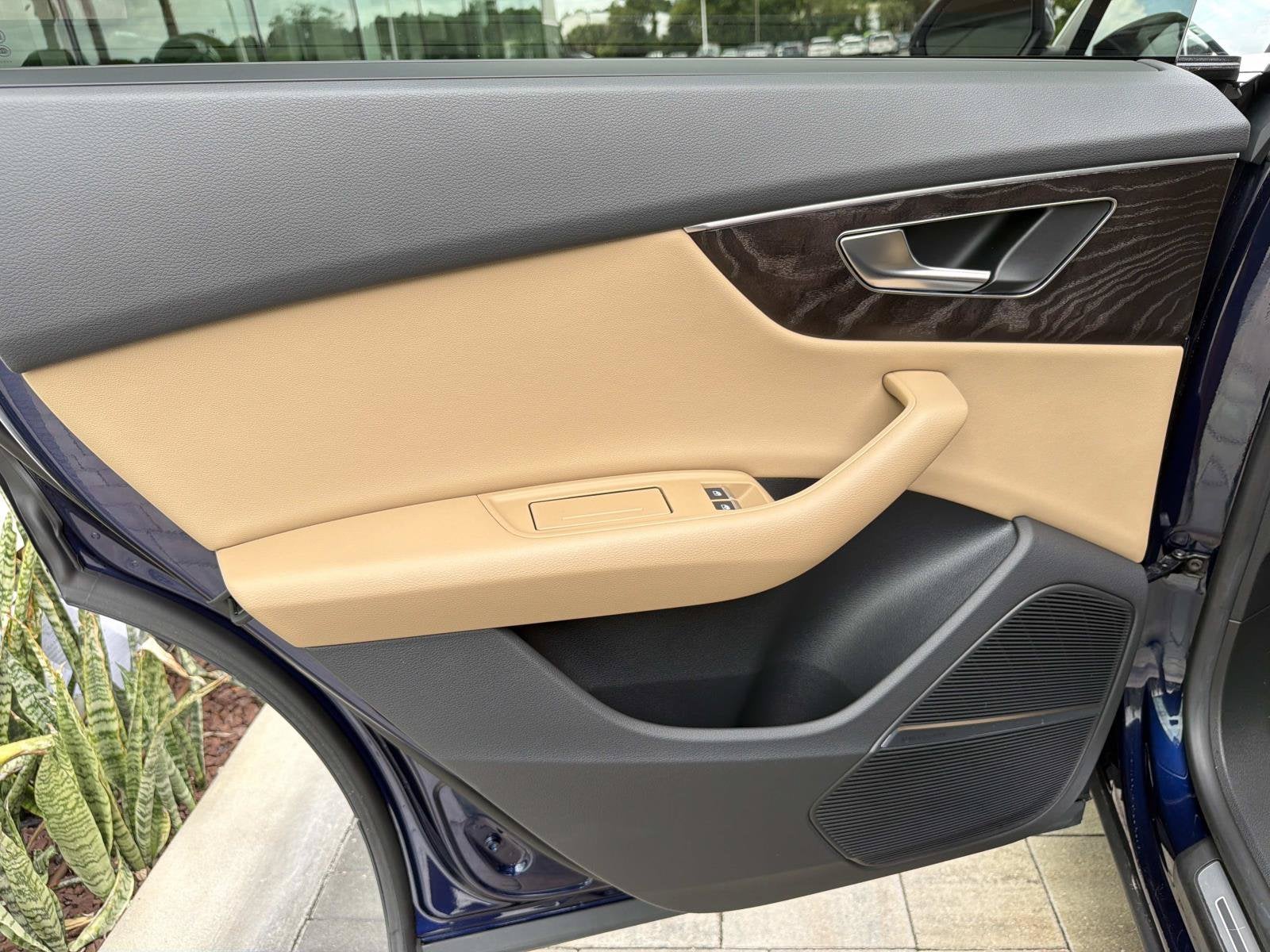 2021 Audi Q8 Prestige