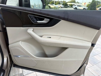 2019 Audi Q7 Premium Plus