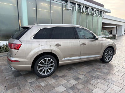 2019 Audi Q7 Premium Plus