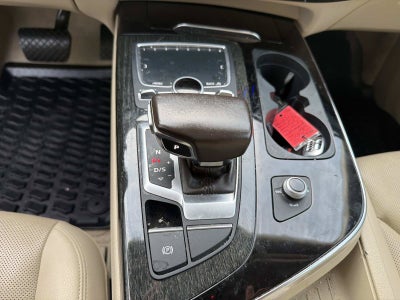 2019 Audi Q7 Premium Plus