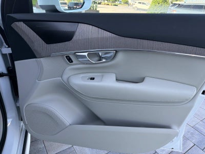 2023 Volvo XC90 Plus