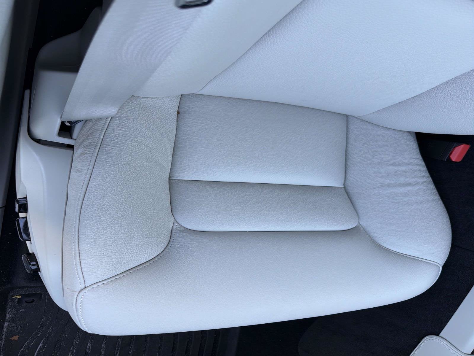 2023 Volvo XC90 Plus