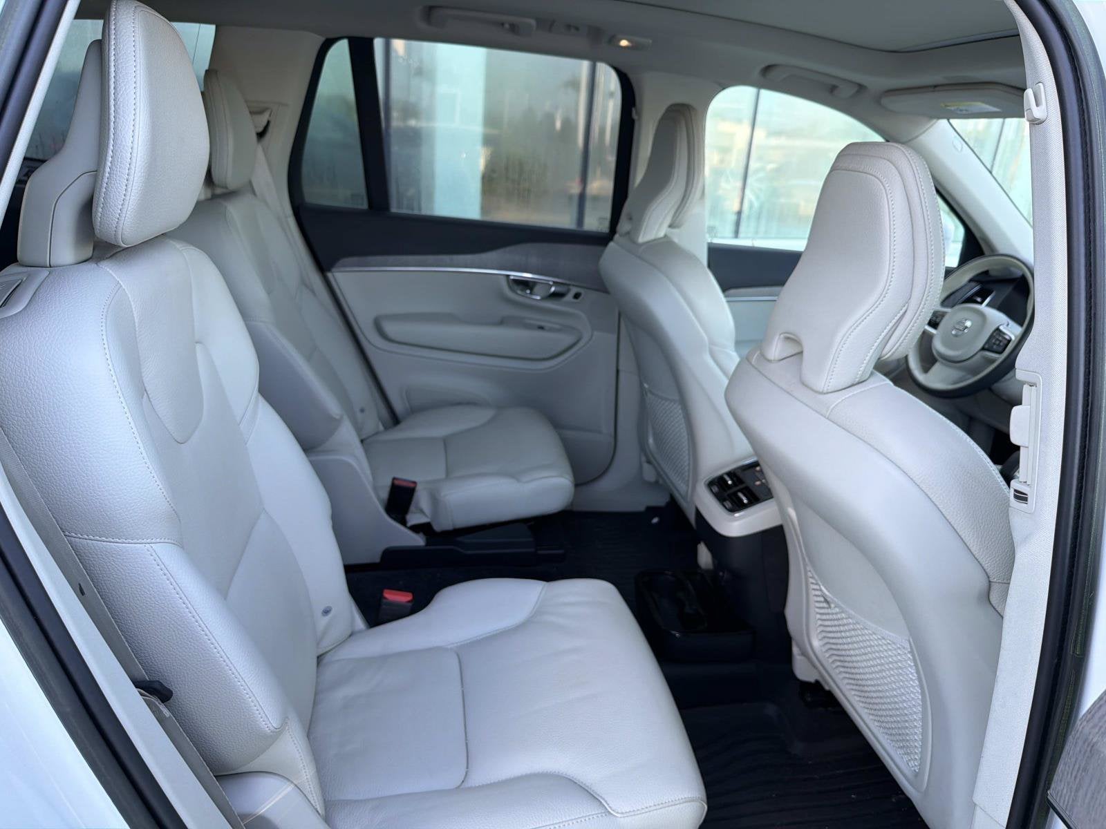 2023 Volvo XC90 Plus