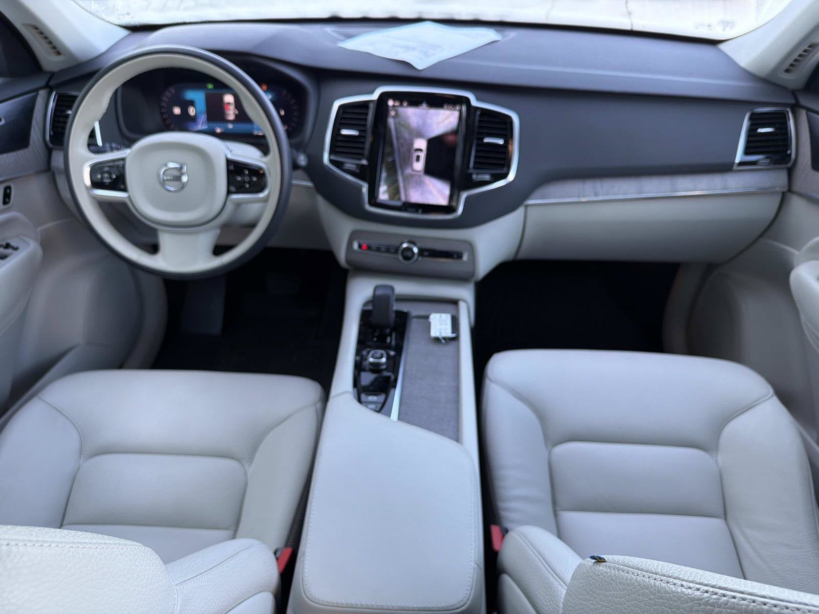 2023 Volvo XC90 Plus