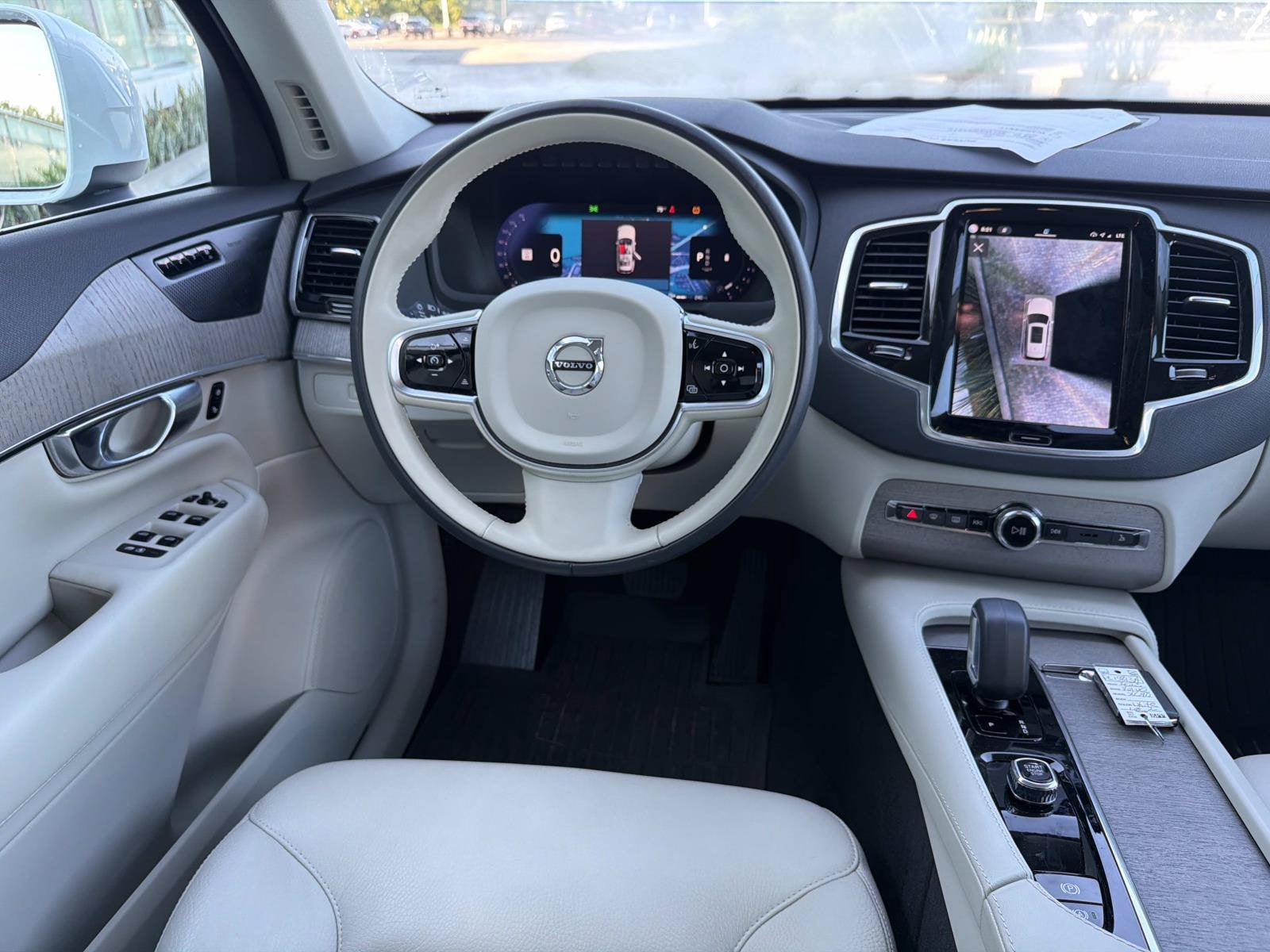 2023 Volvo XC90 Plus