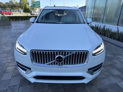 2023 Volvo XC90 Plus