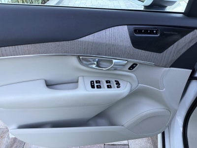 2023 Volvo XC90 Plus