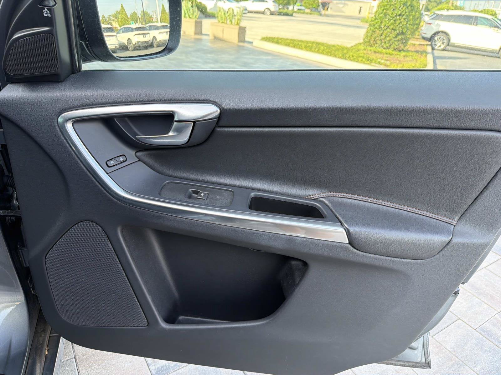 2017 Volvo XC60 Dynamic