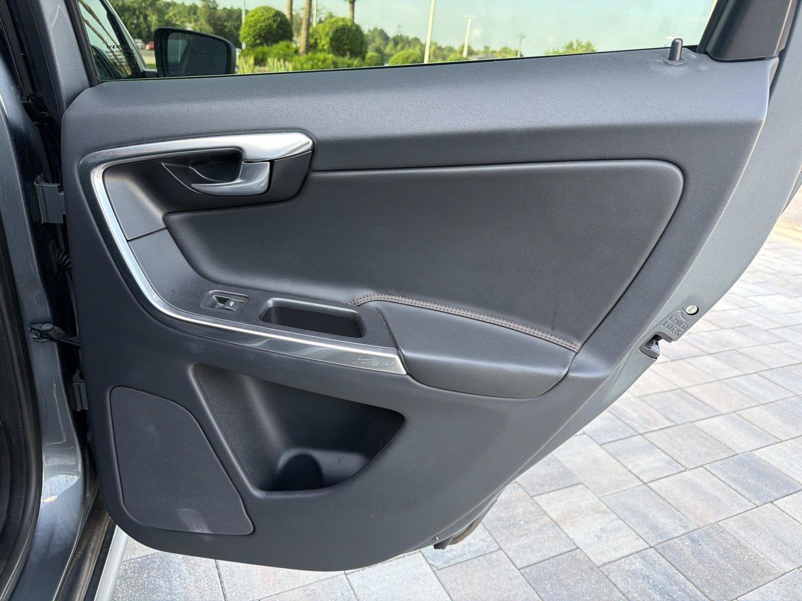 2017 Volvo XC60 Dynamic