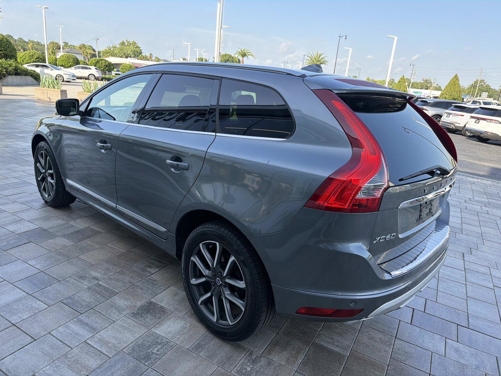 2017 Volvo XC60 Dynamic